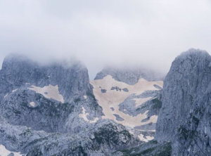 Sneeuw bergtoppen Montenegro
