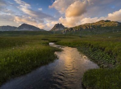 Zonsondergang vallei Montenegro